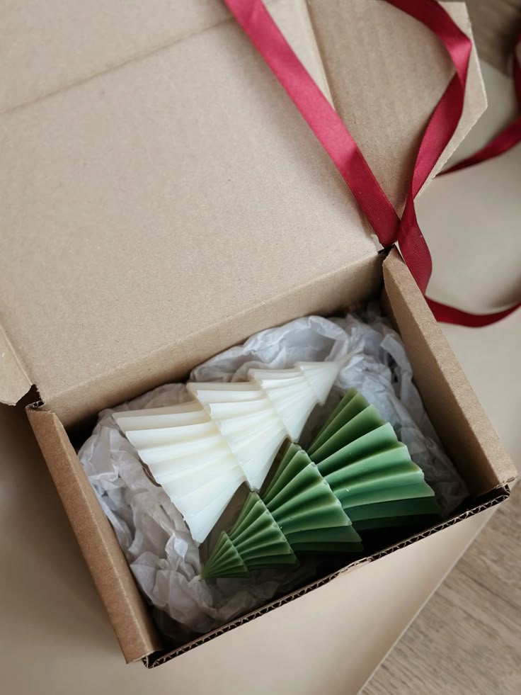 4 layers tree Gift Box