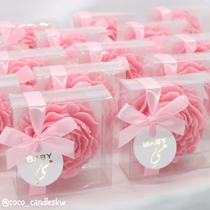 Peony scented candle with decorations