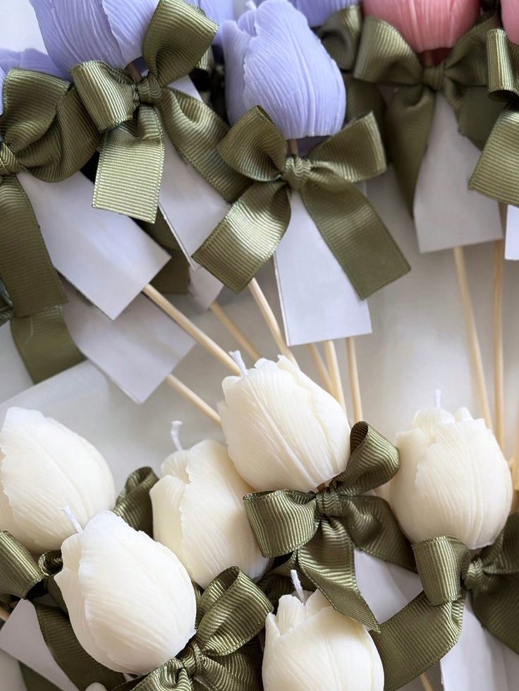 Tulip candle with stick