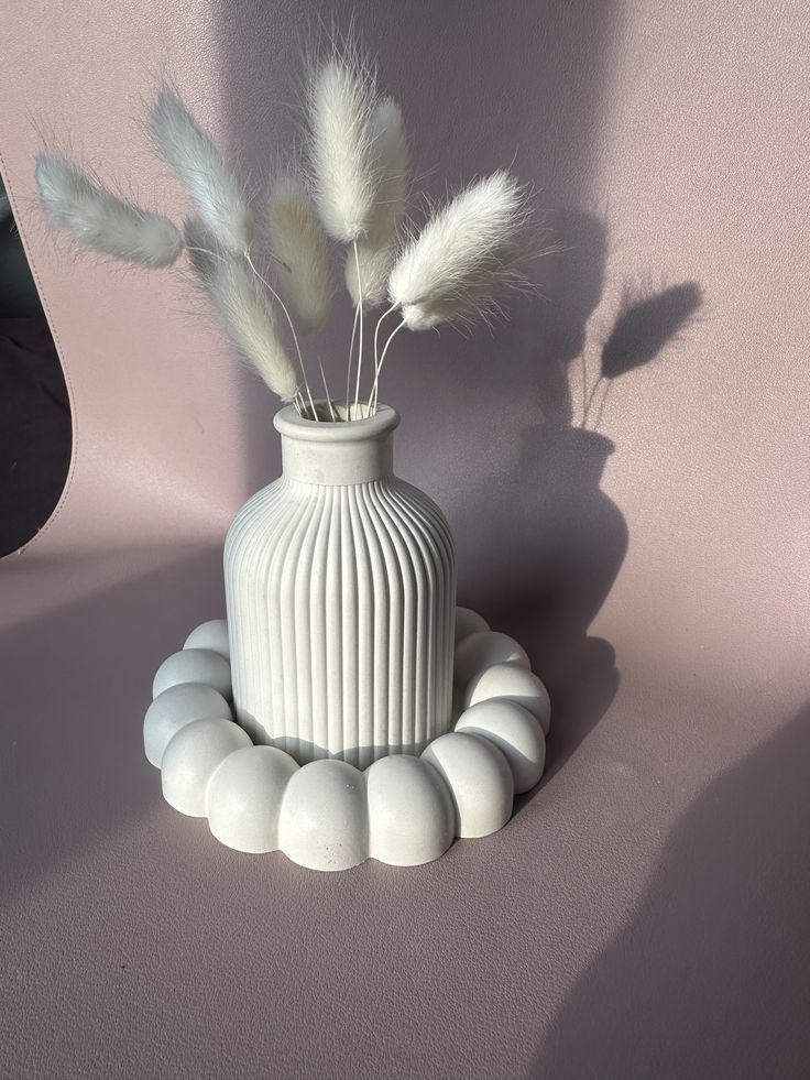 Vase with bubble plate (concrete)