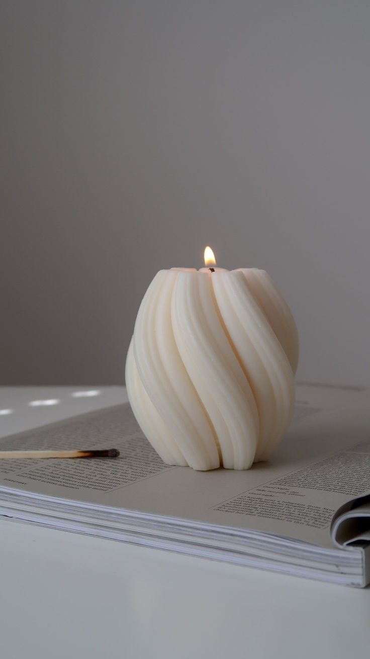 Twirl Candle