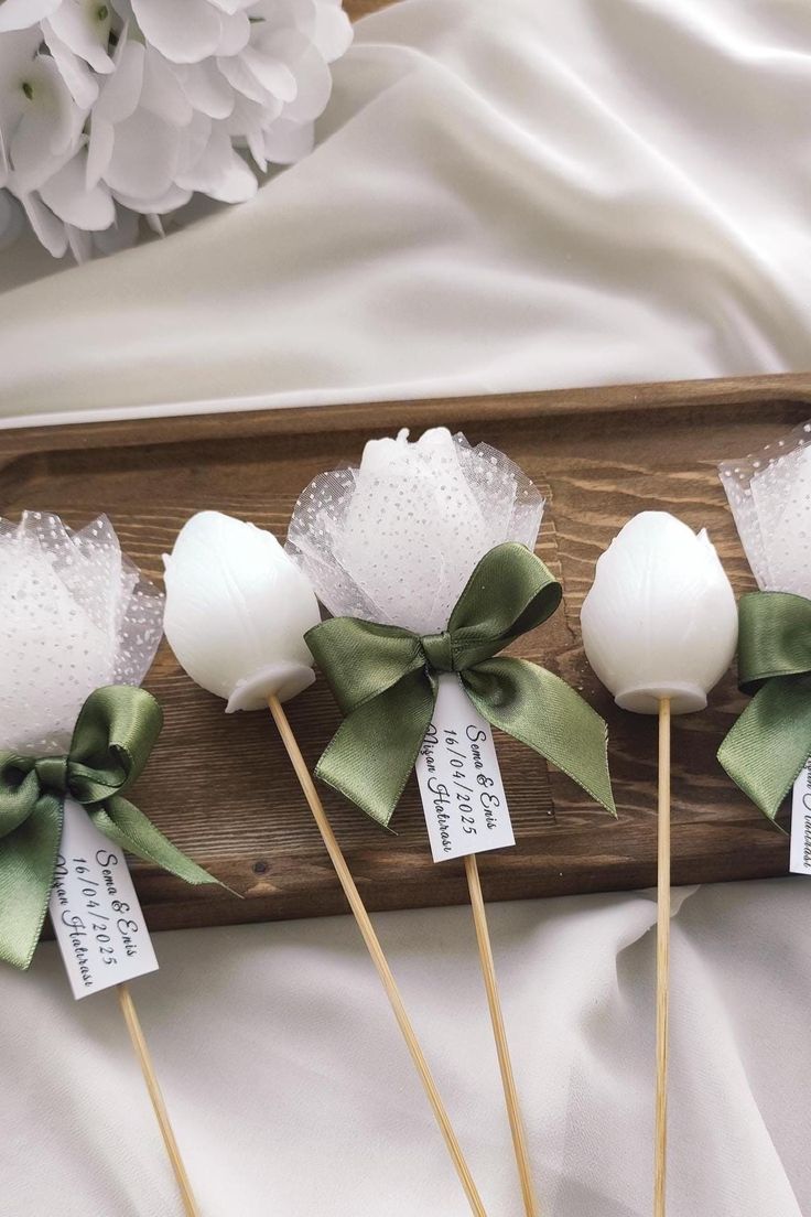 Tulip candle with stick